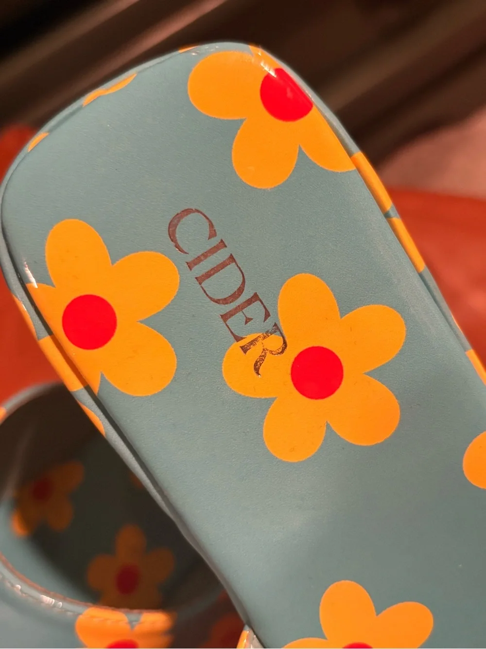 Cider slip platform